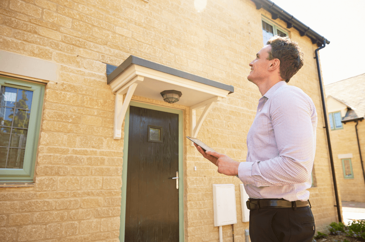 talktotucker's tweet photo. What’s the Difference Between a Home Valuation and a Home Appraisal? | Talk To Tucker #talktotucker https://t.co/Q5TrP9Nh6e https://t.co/PUZH9veGzV