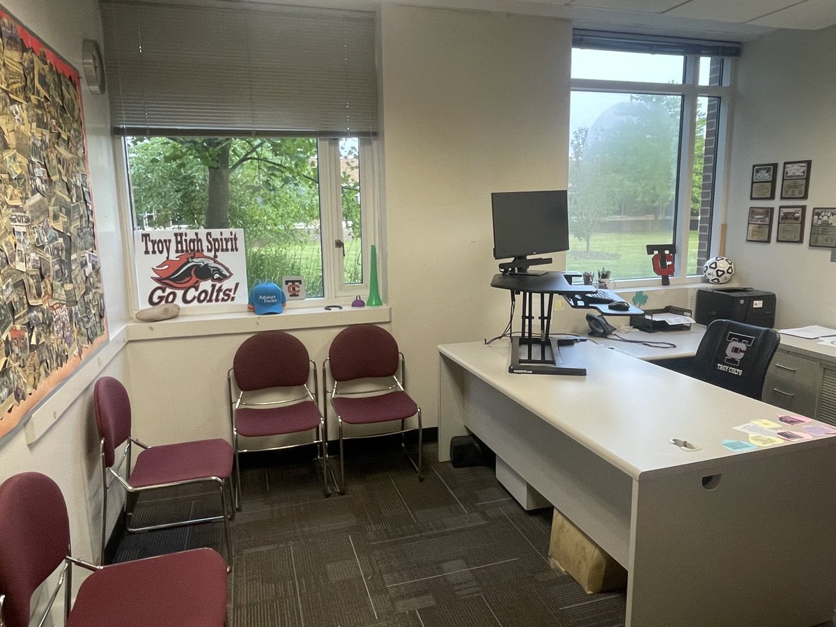 Brian Zawislak tweet media