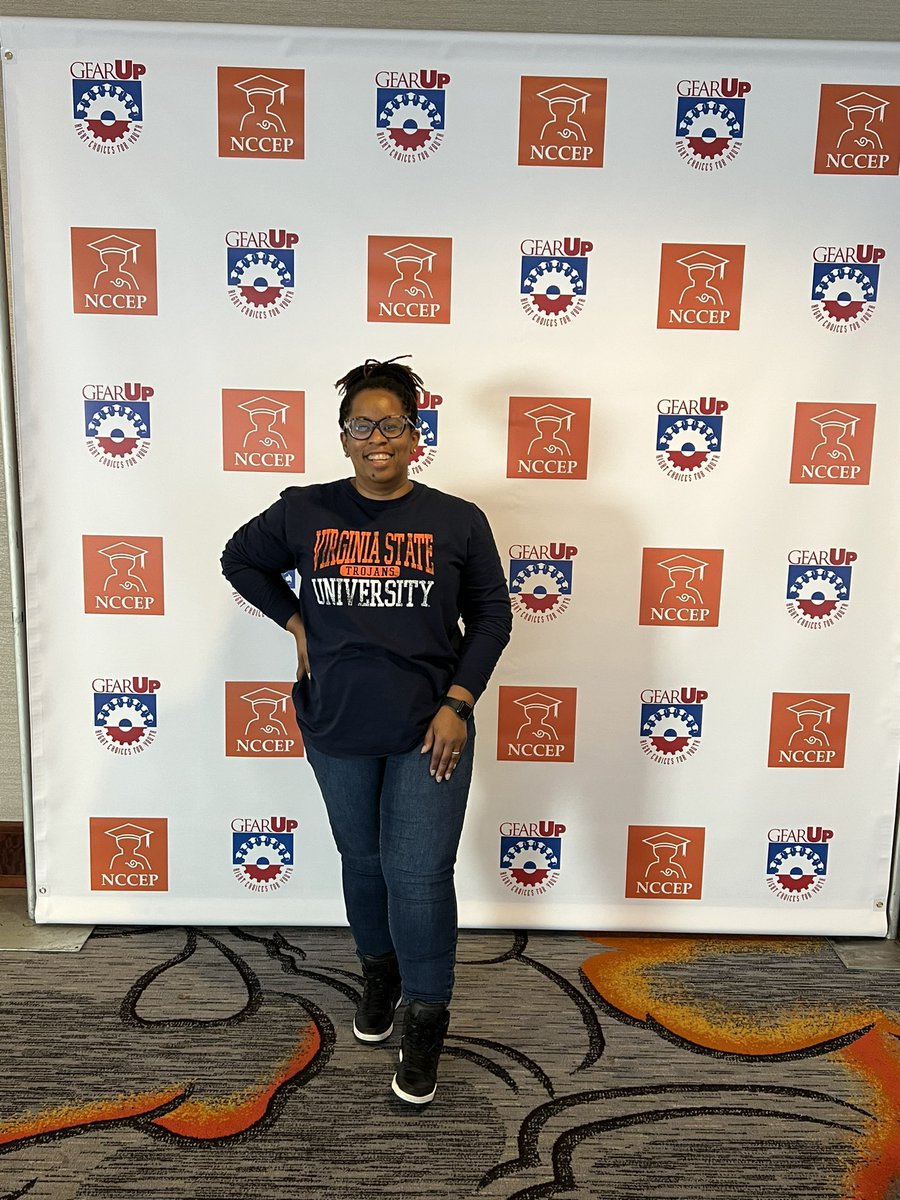 CounselorCDavis's tweet photo. Flight delayed (a whole lot) leaving from San Franβ¦but I truly enjoyed #GUcon this year and plan to go again next year! @edpartnerships #GearUpWorks https://t.co/u6ApcOMyXL