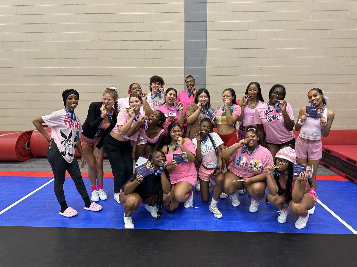 CLHS Spartan Cheer tweet media