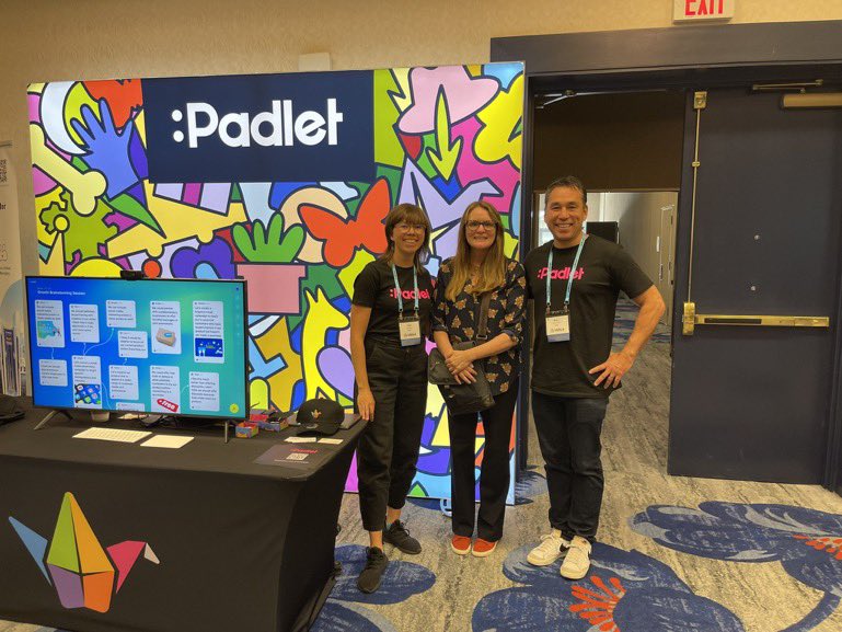 Loved meeting my @padlet heroes at #USDLA! 🩷💙💜💚

Padlet = always one of our @TakeActionEdu top tools for global collaboration! #edtech4good #ClimateActionEdu #TeachSDGs #TeachBoldly @USDLA :P