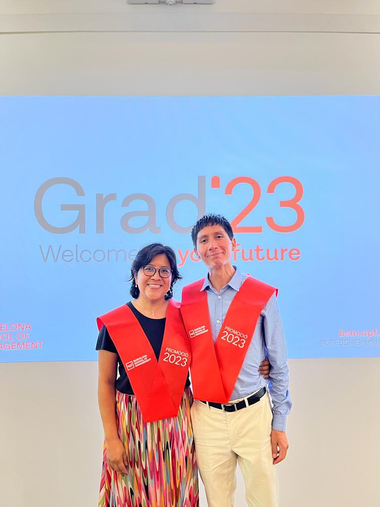 paulocaffo's tweet photo. 🎓 Graduado del Executive MBA en la mejor @bsm_upf 🤩!
#Grad23 https://t.co/urLYuutIlx