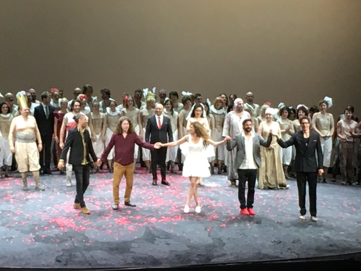 KarlHurb's tweet photo. #Verdi’s #Ernani full of revenge & meaningless honor. #LotteDeBeer’s prod @bregenzfestival was absurd manifest in a destroyed world. Excellent, sharp @EnriqueMazzola @viennasymphony. @saimirpirgu nuanced in title role. https://t.co/yd1sCG8cgX
