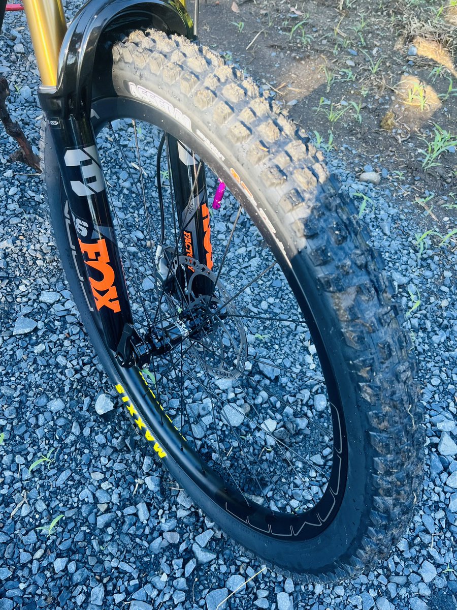 mtb_con tweet picture