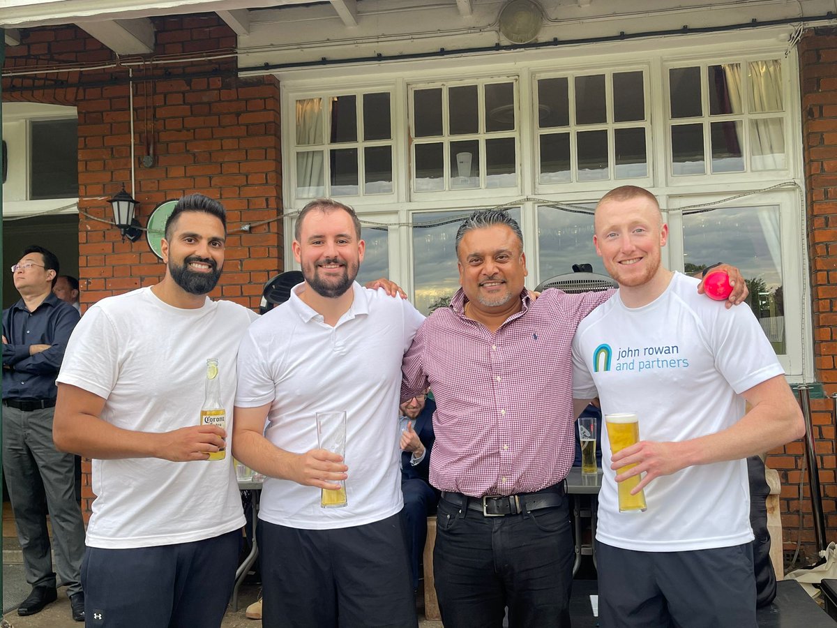 JRP_LLP's tweet photo. @JRP_LLP v @OneHousing
First match and first win of the season!
#cricket #wedontlikecricketweloveit #networking #bbq #workinghardhavingfun #havingfunworkinghard #livingourvalues
@EalingCricket https://t.co/Ot9MYrzaWA