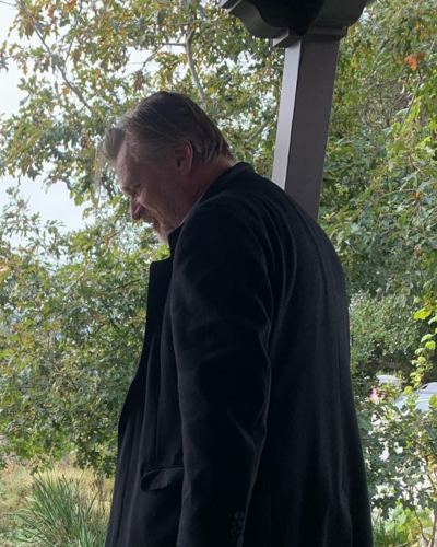 berkeleyside's tweet photo. We got a rare look inside J. Robert Oppenheimer's UC Berkeley office and inside his luxurious hilltop home, which director Christopher Nolan visited while location-scouting. 

Take a photo and history tour of Oppenheimer's life in Berkeley: https://t.co/UWxSljF4D6 https://t.co/l4mMw7Tz77