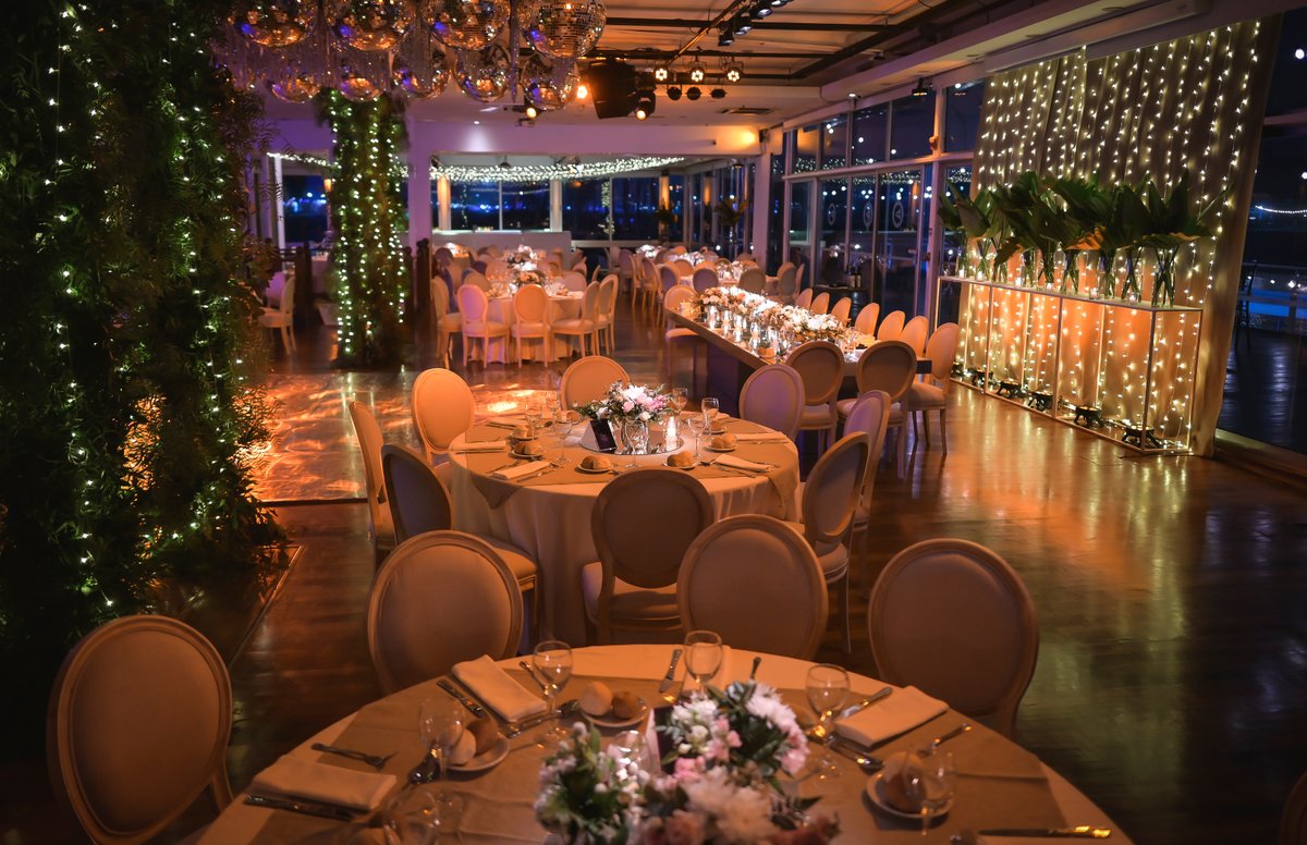 Yachtptomadero's tweet photo. Nuestro salón Pampero ambientado por @riccielicegui para la fiesta de 15 de Delfina 💫 🫶🏻

Ph @estudiotrescuartos

Dj @amarantedjs https://t.co/H3gk6hOBig