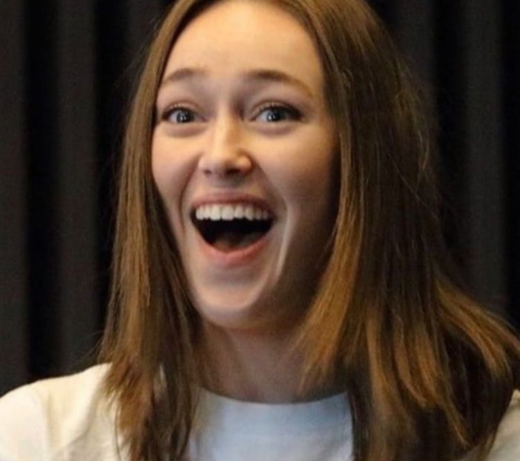 alyciajsmn's tweet photo. Happy birthday to this icon. It’s so crazy how I grew up with her ever since the first season of ftwd started in 2015 and she was just in her early 20s and now she is starting her 30s ���� she definitely left her 20s with a banger with saint x and tlfoah 🤭 https://t.co/rpyFnrPKmR