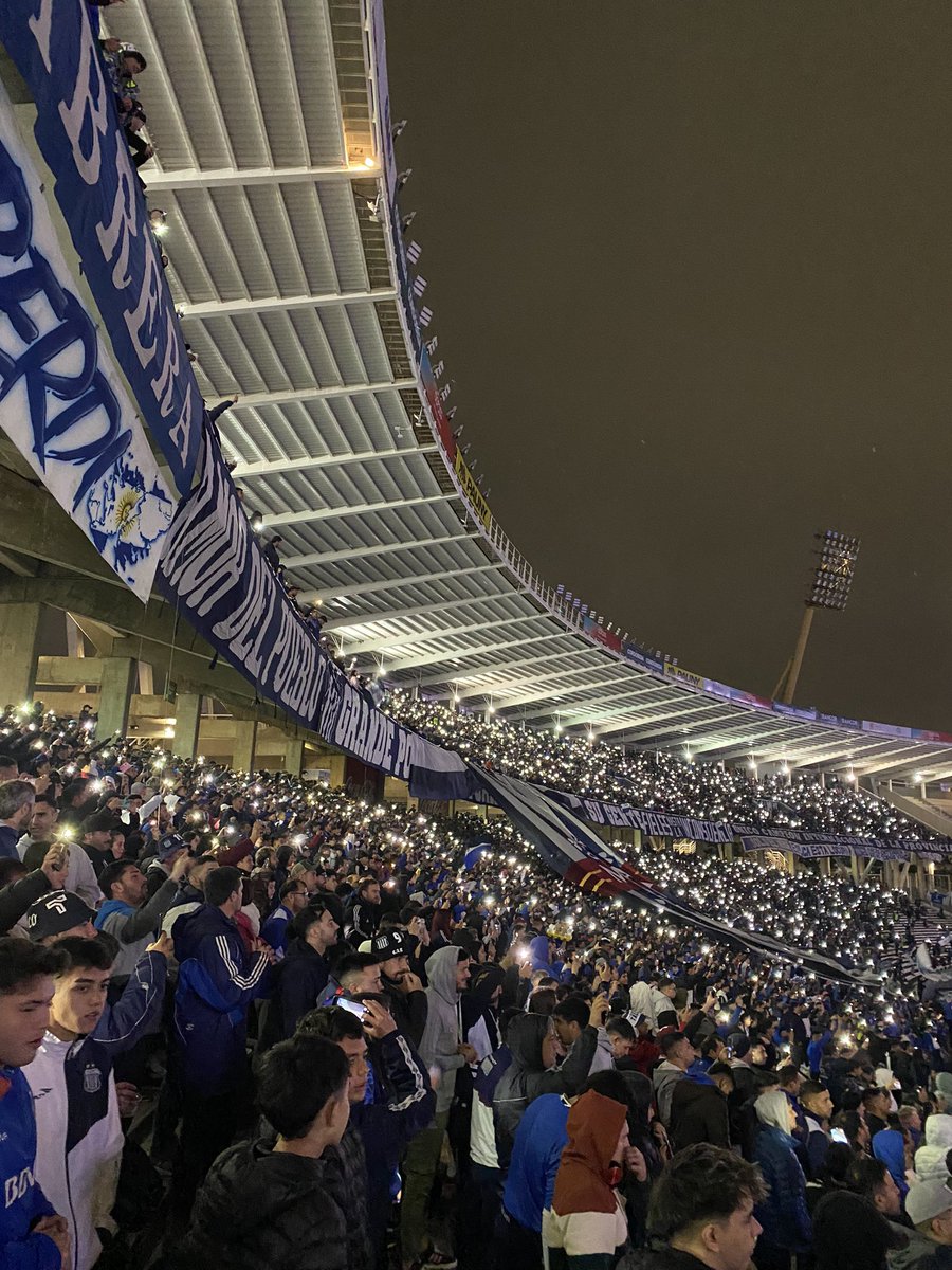 🫳🏻
  🫷🏻 extraño demasiado🥺💙