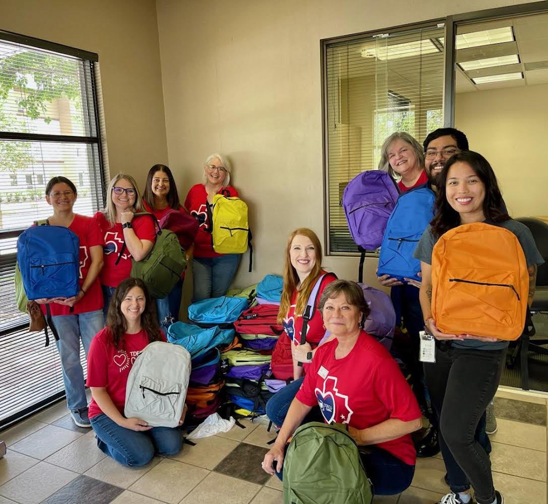 bgcbrazoria's tweet photo. Thank you @TDECU for the generous donation of backpacks and school supplies! You’re helping to set our members up for success, and we are so appreciative! #bgcbrazoria #weloveBGC #greatfuturesstarthere https://t.co/eC5hPtkNtA