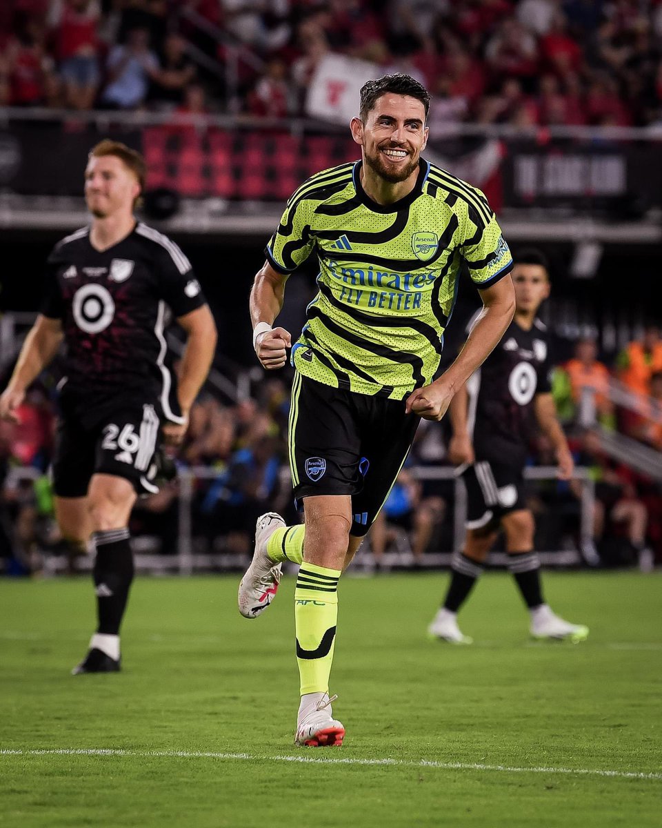 Desporto_20's tweet photo. O Arsenal vence por 5-0 e estabeleceu um novo recorde de maior vitória de um convidado num All-Star Game da MLS 🥵

#Arsenal #MLS #StarGame #football #viral #record https://t.co/GZMfYbaEwi