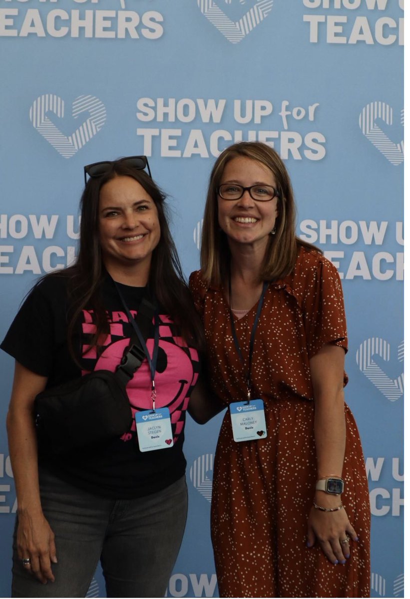 CarlyMaloney8's tweet image. Wow! What an incredible day! It is so amazing to teach in a state where our First Lady creates an initiative and puts on a conference focused on educator wellness and community support. What an outstanding experience! Thank you @ShowUpUtah #teachindavis