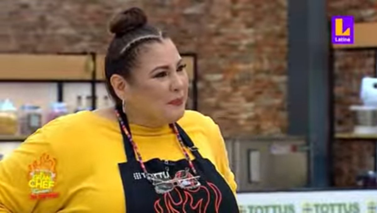ManuelFloresDi8's tweet photo. A Mónica me encantaba verla en Risas y Salsa, 1000 oficios, Así es la vida, Al fondo hay sitio y ahora en El Gran Chef. Una mujer super talentosa y muy tierna, amo su amistad que tiene con Natalia.
Pdta: @MoTorresG eres de mis favoritas.
#ElGranChefFamosos #MonicaTorres https://t.co/acYcT4C76L