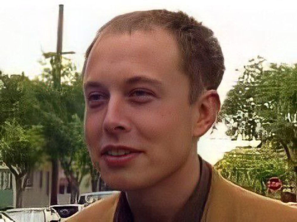 ElonMuskAOC's tweet photo. I will steal your wife and there’s nothing you can do about it https://t.co/M9GUmteJQw