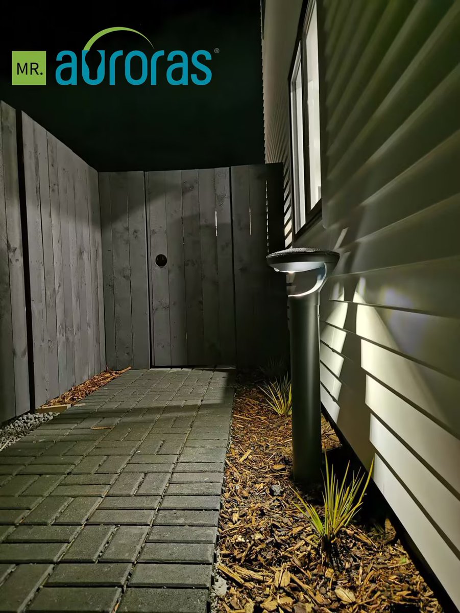 MUSE Solar Bollard Light installation feedback, IK10+IDA design approval, the futuristic design with nice performance.

Contact us to know more
#solarlight #IDAstandard #darkskyfriendly #IDAapproved #solarbollardlight #IK10vandalresistant #IK10solarbollardlight #solarurbanlight