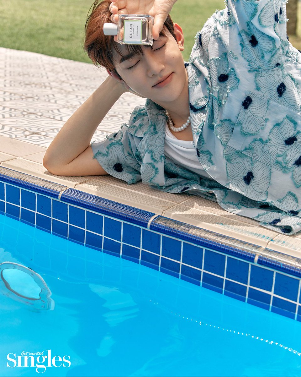 juleosky's tweet photo. #장하오 #ZHANGHAO singles interview https://t.co/NMKuFOzpyv