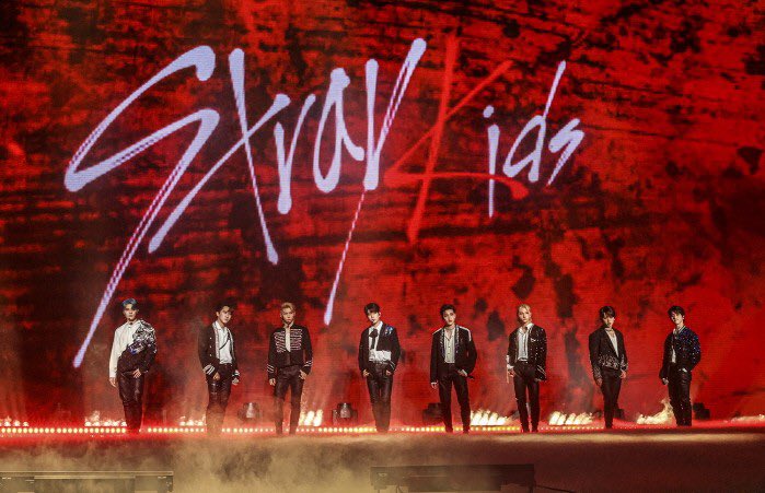 thejypnews's tweet photo. On July 21st, STRAY KIDS will make history by being the ‘First Ever Korean Act’ to perform as the headliner at Lollapalooza Paris at Hippodrome Paris-Longchamp, the biggest and most prestigious music festival in France! 🇫🇷🔥

#LollaParis2023 @Stray_Kids
#StrayKids #스트레이키즈 https://t.co/pAg16dImX7