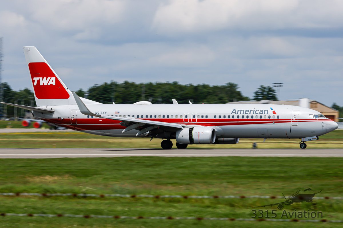 3315Aviation's tweet image. Summer route changes for @AmericanAir with mainline service to PHL, DCA and CLT mean retro pain jobs. Now get us Air Cal and Reno Air paint jobs, PLEASE! #planegeek