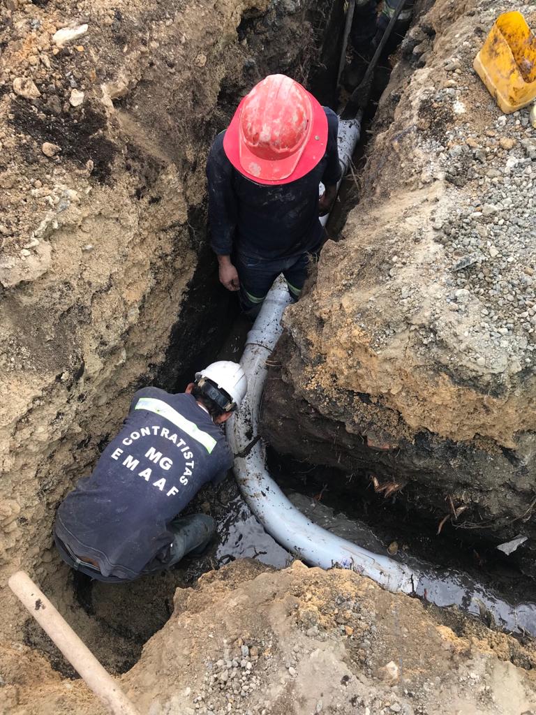 AlcaldiaFunza's tweet photo. #FunzaRindeCuentas2022 Con una inversión de $267.070.349 se construyó y expandió de la red de agua potable en carrera 26 y calle 12, y reposición de una red de alcantarillado sanitario en calle 9. Garantizando servicios de calidad para nuestra comunidad

@emaafesp @DanielFBernalM https://t.co/2t2r0L7kd0