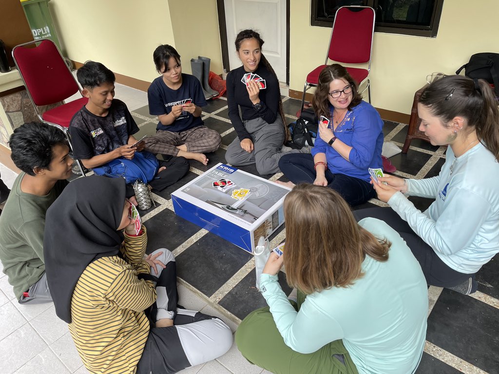 ethnoprimate's tweet photo. Opportunities for cross-cultural exchanges are just as important as the scientific training in international field research experiences 🐒🌳⛰️🇮🇩 #NSFIRES @NSF @SDSUResearch https://t.co/mKIF4ljI7J