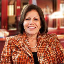 videitomanda's tweet photo. Scotiabank busca en el @TC_Peru que la Sunat le devuelva S/ 481 millones pagados el 2013.
La encargada del reclamo es Lourdes Flores @LourdesFloresN, la misma que sale en televisión a decir que quiere al Perú para que voten por ella. Termina las elecciones y desangra al 🇵🇪 https://t.co/Xub4zO8ADt