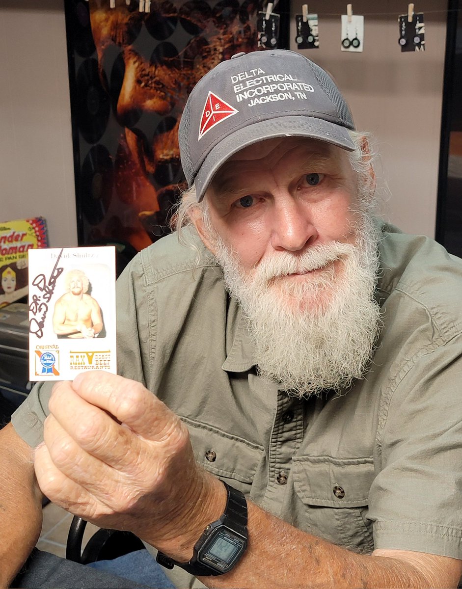 KayfabeCave's tweet photo. Only the 2nd known signed Dr. D PBR/Rax card in the world!!! Signed this past Saturday at The Kayfabe Cave! Yes, I did take a slap from Dr. D as well! @danny313131 @RasslinWCards @dpeck100 @wrestlingcards #rare #wrestling https://t.co/GW8MSeGyhu