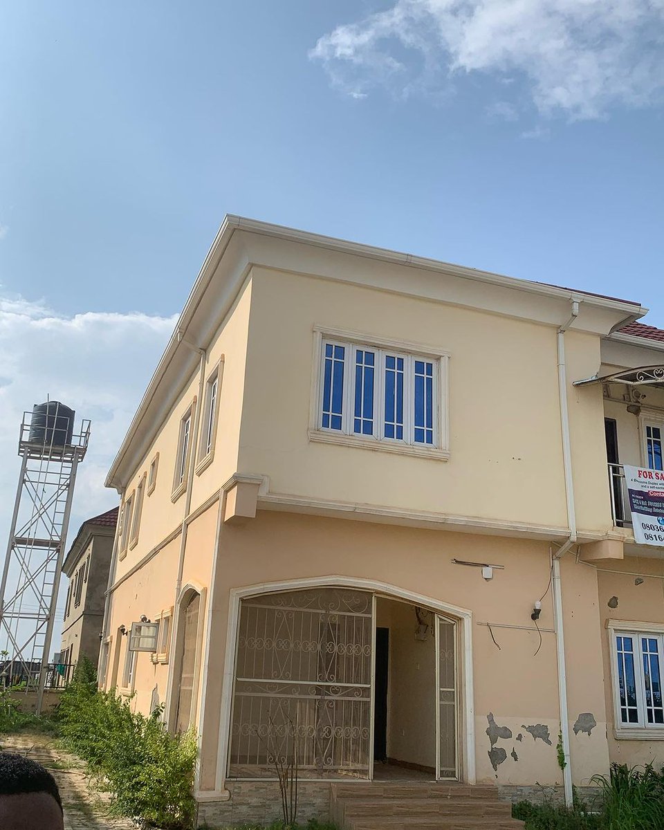 Mazi_solid's tweet photo. ——
🚨 FOR SALE🚨
4 bedroom semi-detached duplex with a BQ

Location📍 River Park Estate Lugbe Abuja 

Price: 100 million Naira 

4 bedroom all en-suite with a BQ and a visitors toilet 
 
The property is sitting on 600sqm

For enquiry:

📧 : Resmangroup28@gmail.com

5% agency https://t.co/R8SR4yaCIO