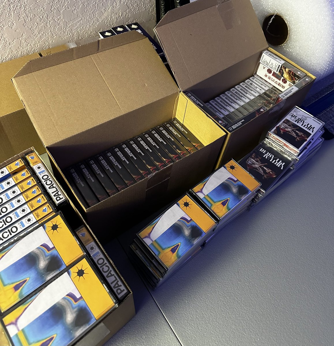 Lightsurf テープ tweet media