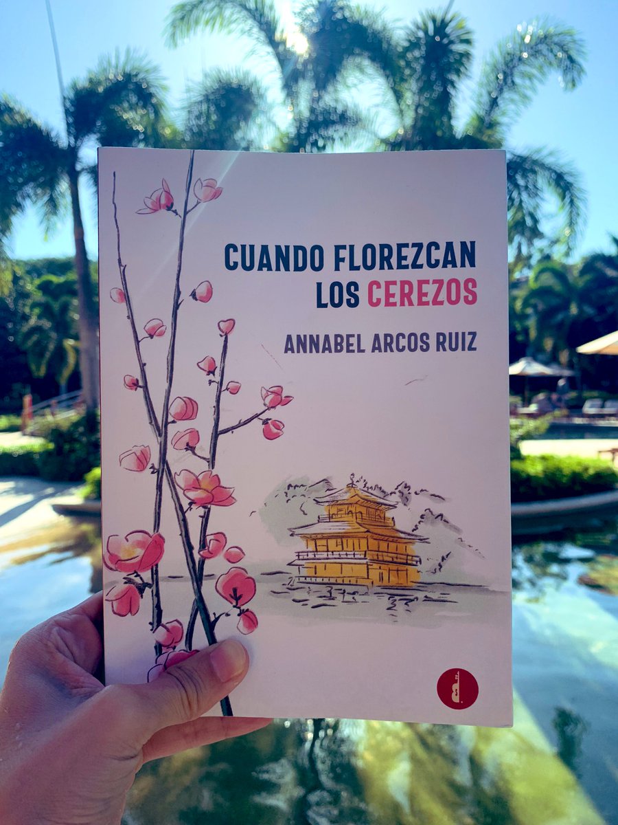 📚Una de les lectures d’aquestes vacances ha estat la novel•la #CuandoFlorezcanLosCerezos de la meva estimada amiga <a href="/annabelarcos/">Annabel Arcos Ruiz</a>.
Súper recomanable!