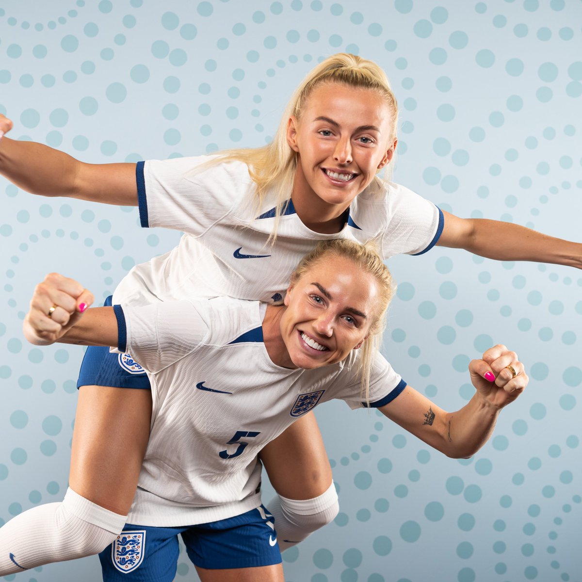 Lionesses's tweet image. Who's feeling excited now?! 🏴󠁧󠁢󠁥󠁮󠁧󠁿 🎉
