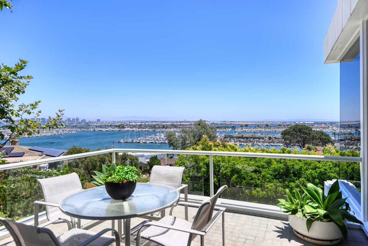 ArchitectureSD's tweet photo. Elizabeth Courtiér Presents...EXCEPTIONAL MODERN + SPECTACULAR VIEWS...Open July 20th 10:00-12:00 - https://t.co/UcJpuMPKsT https://t.co/f6zeB1ydcu