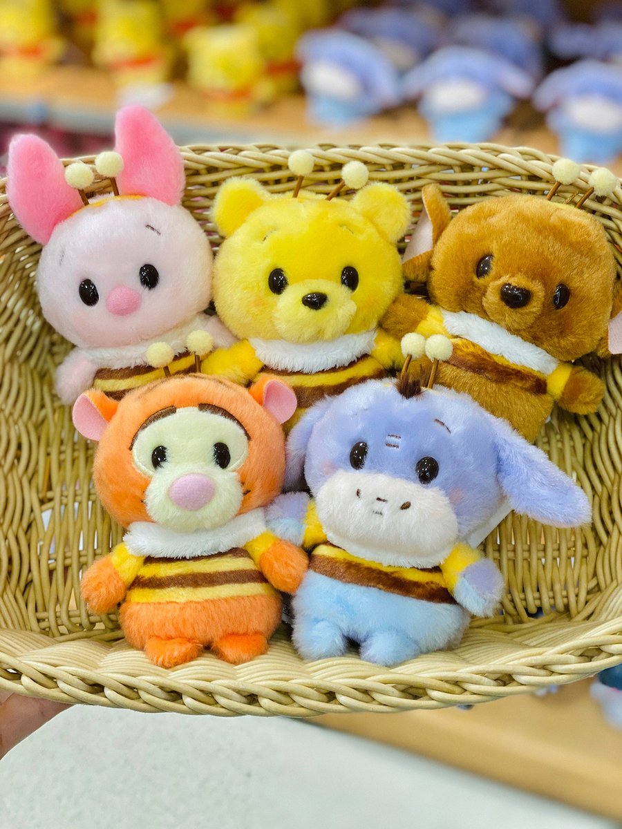 新品❣️Disneyディズニー プーさんと仲間達 ミツバチうるぽちゃちゃん F1cQ4WnagAAl3Fz.jpg