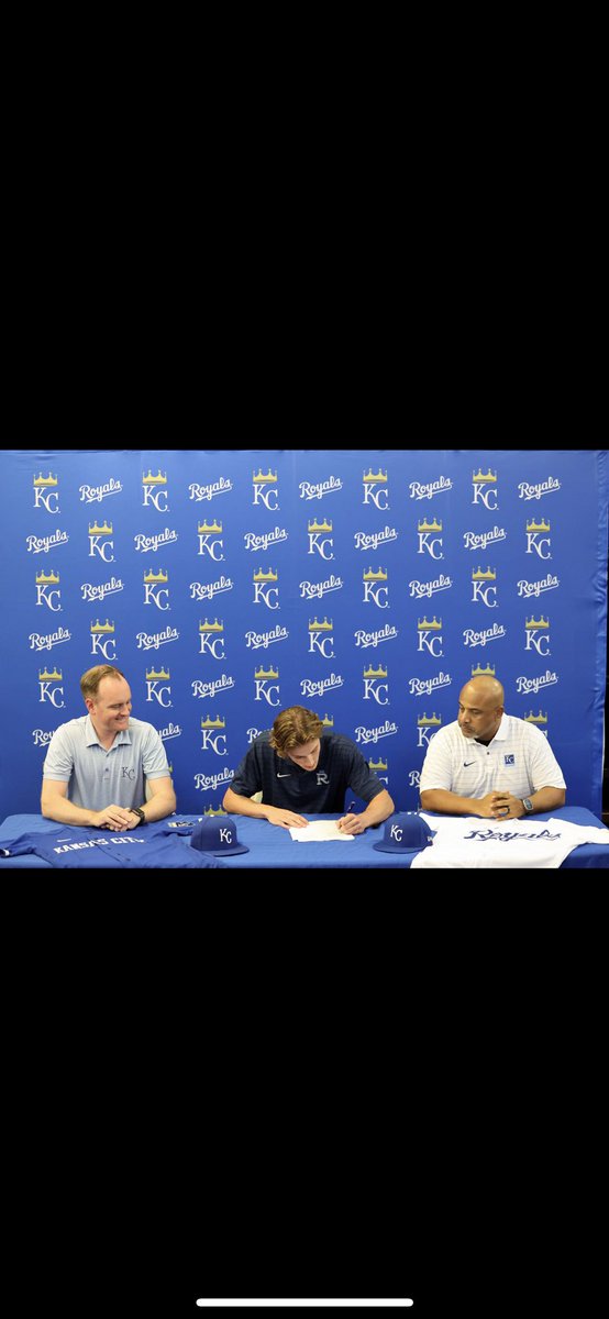 connor oliver tweet media