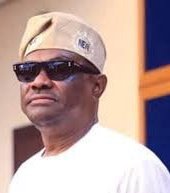 TheGiovannis's tweet photo. OBIDIENTS in Spain,
WIKE is in Malaga, Spain briefing all Supreme Court Justices &amp; Presidential Panel members of Appeal Court led by Justice Haruna Tsamani

AGENDA: To twist the election petitions to favor TINUBU

This was why Justice Ugo resigned &amp; CJN quickly went public to lie https://t.co/GVyz0JjLmV
