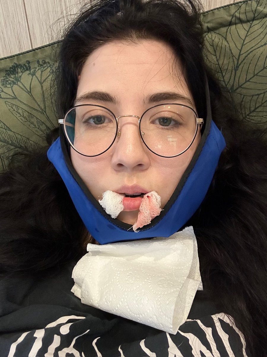 Jessii Vee 🖤 tweet media