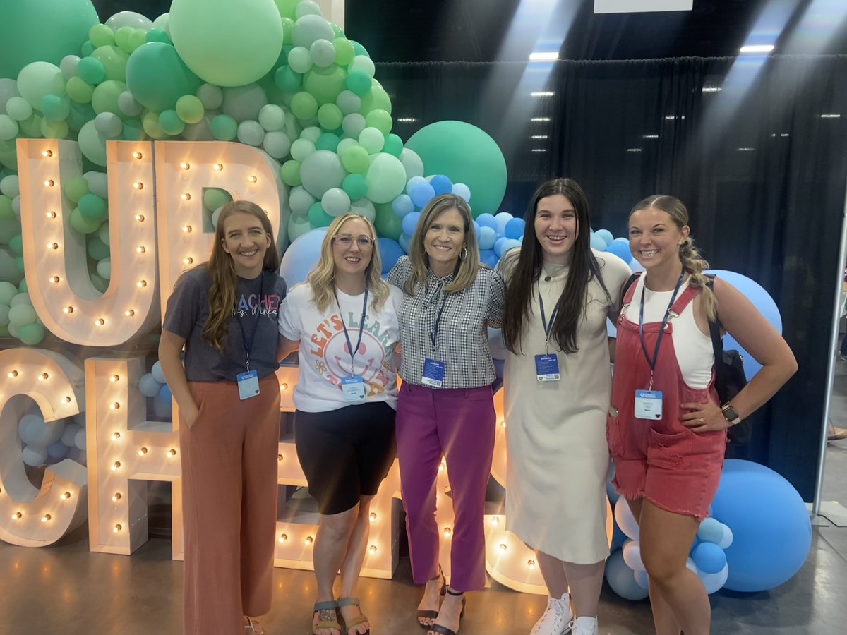 Allison Riddle tweet media