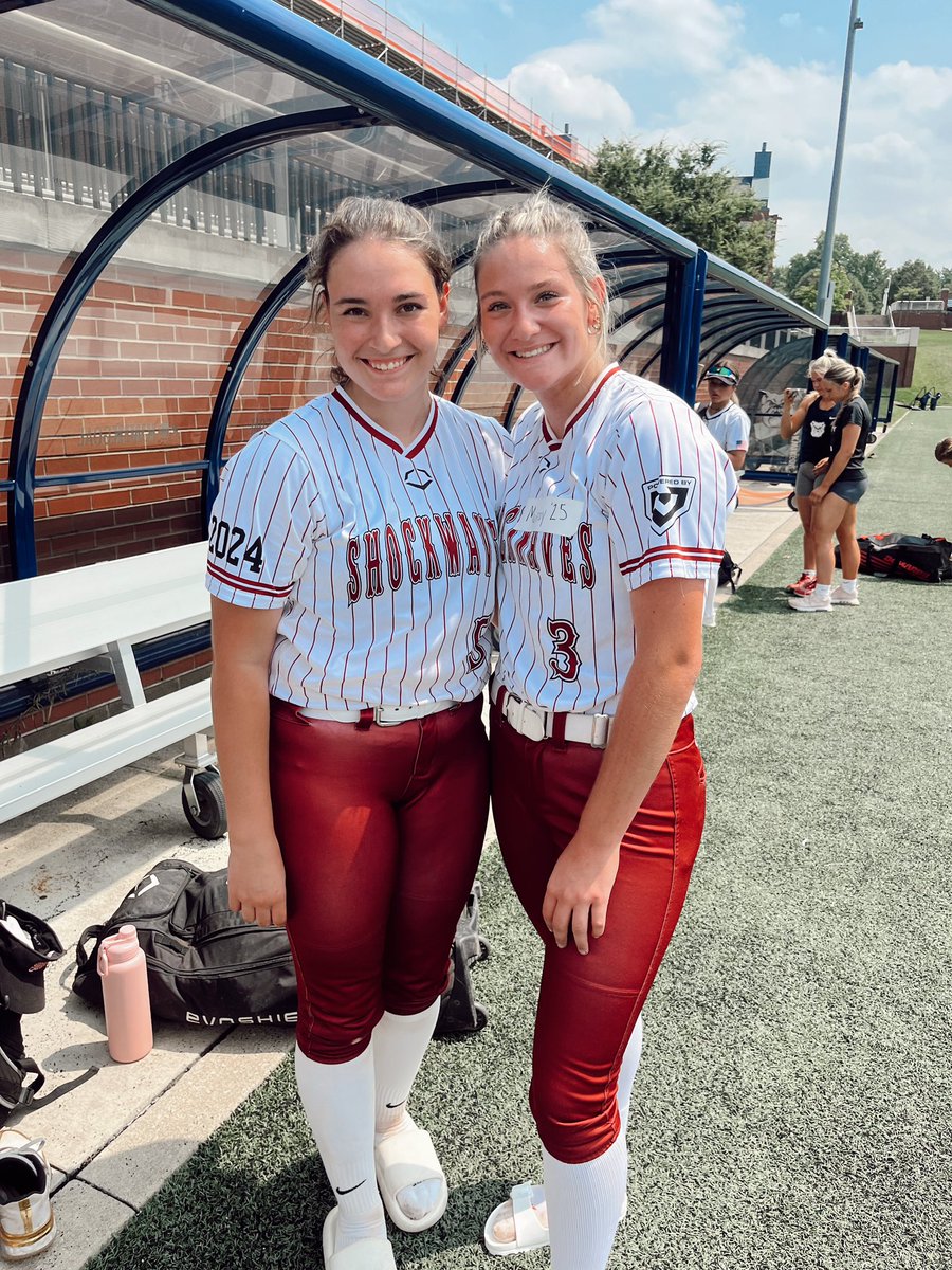 KateMurray_11's tweet image. It’s always a great day when I’m on the Butler campus!  It was great to work with @BUsoftballcoach and @da_shipley99 ! Thanks @2024Addie for catching me!:) @Shockwaves2024 @fisherssoftball @ScottHallBUCamp