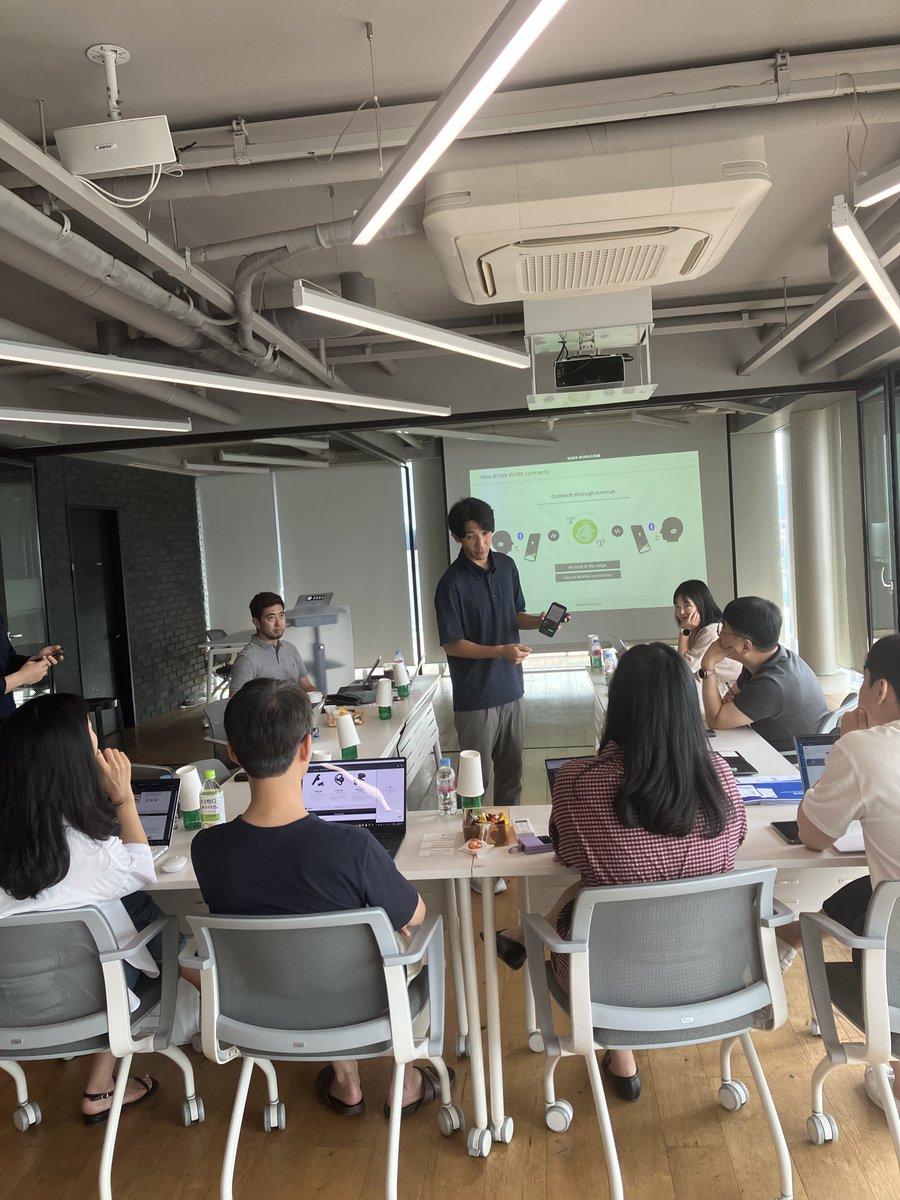 LOTTEVENTURES's tweet photo. 7/12にゴリゴリ営業のご支援をすべくBONX CEOの宮坂さんと韓国のソウルへ！韓国ロッテベンチャーズ協力のもと、一日に計5社とMTGを実施しました。
◆MTG企業一覧
・ロッテホテル
・ロッテデパート
・ロッテマート
・韓国ロッテベンチャーズ
・LINKFLOW社
宮坂さん引き続きよろしくお願いします！ https://t.co/szLC1SlAfQ