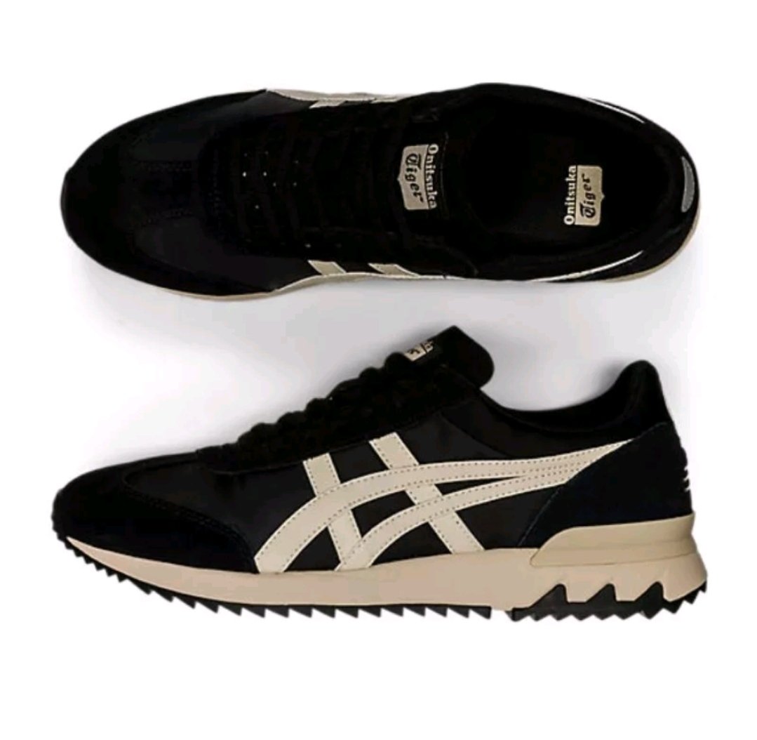 1nugra's tweet photo. #GIVEAWAY 
Sepatu edisi 1 

Onitsuka Tiger California 78 ex black white 

Untuk 1 pemenang 
Syaratnya  : Follow @1nugra
&amp; komen ukuran sepatu no. brp 
Diumumkan end July 2023

Good Luck 🌟 https://t.co/uiZitB7ixH
