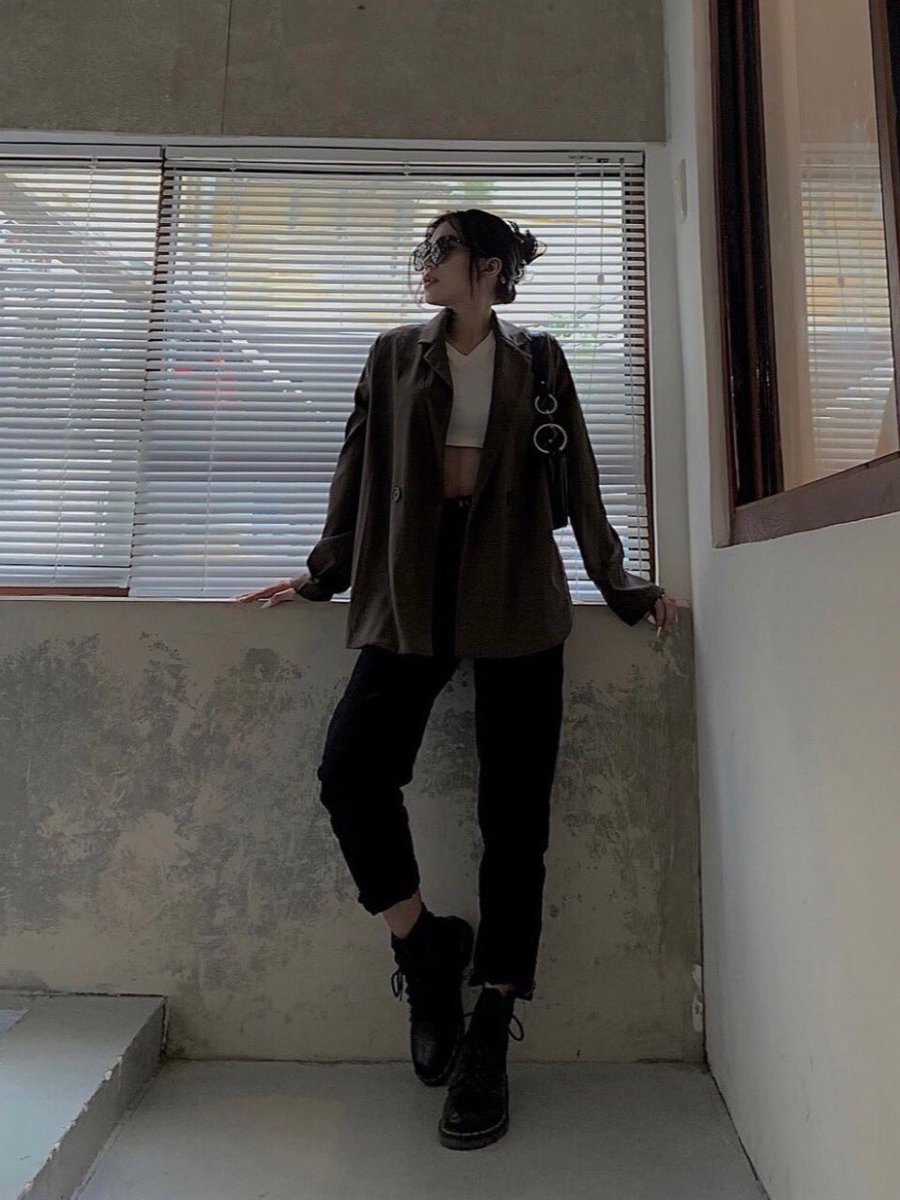 Jessiecharlotty's tweet photo. Come to school with me one day. Now I have to go to sleep. See you Charlotte on tiktok today.🥰
#Smileyselcaday https://t.co/mH5xR25N8p