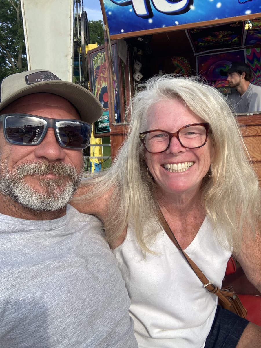 Tootsie11013's tweet photo. Yes, we are still kids at heart.
#AndersonCountyFair https://t.co/CPU89rOG7G