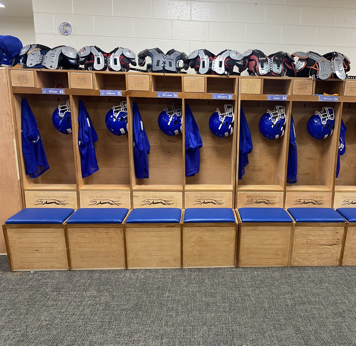 NorthSurryFB's tweet photo. Phase 1 of our locker room renovation is complete. 45 custom lockers installed and ready to go this fall.

Shout out to Chuck Hiatt and his students for their hard work this spring/summer. Built North Surry Tough 🐶‼️ https://t.co/vn1OUgrgjR