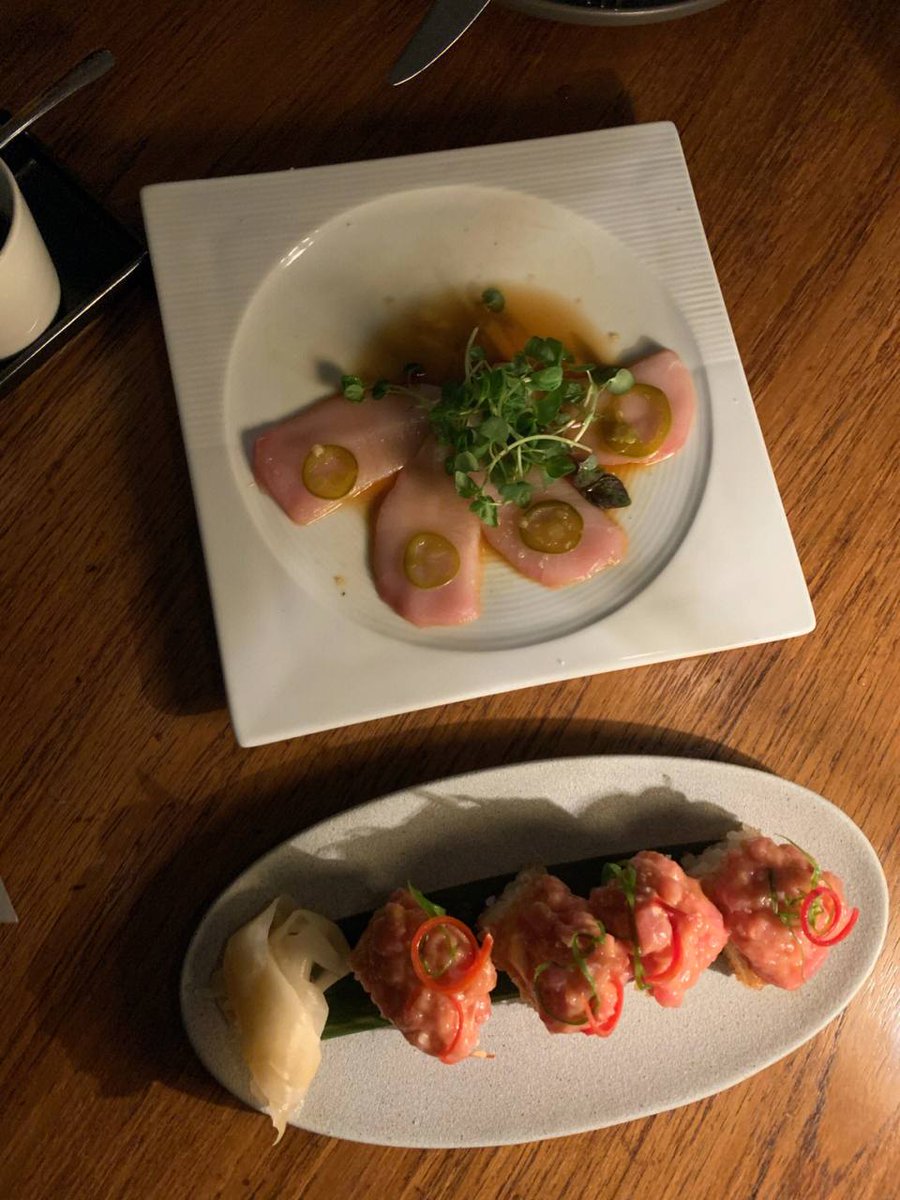 trybendsky's tweet image. Light dinner😋