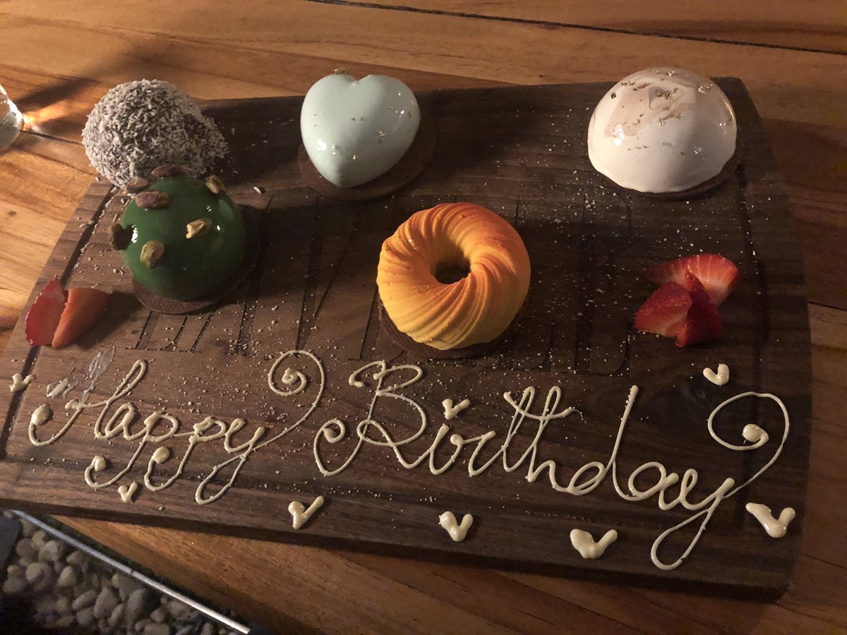 HelenStratigos1's tweet photo. Gasp! I joined the four horsemen of the apocalypse and dined at a King West rooftop lounge! Friendโs bday get-together. Glorious views of CN Tower and construction cranes. All in all fun. ๐๐ช๐ผ๐ #toronto #gloriousviews #birthdaycelebration #rooftop https://t.co/VdVclGg15q