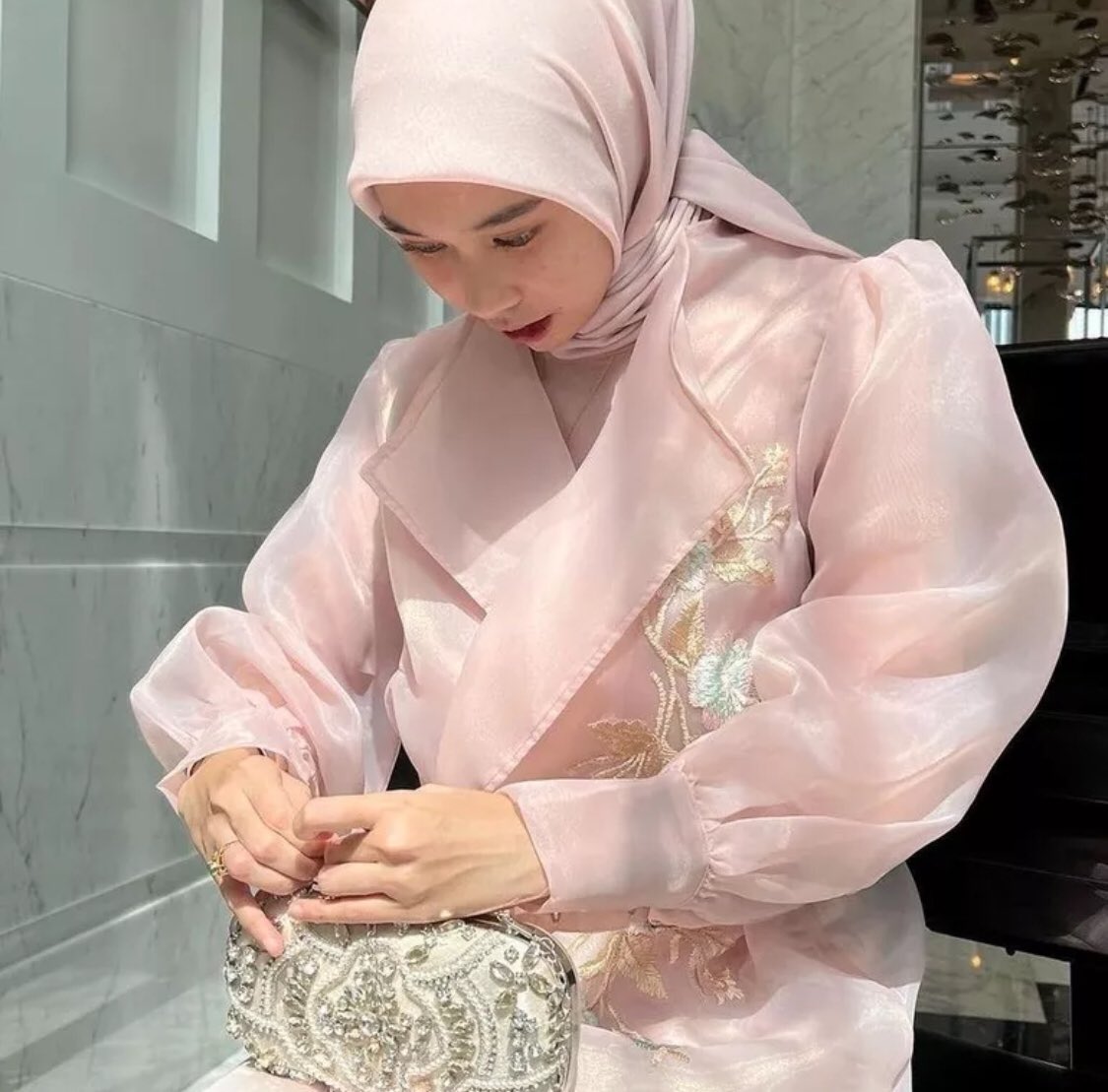 fourfsm's tweet photo. holy peony rose top dress
🛒: https://t.co/FZhyAH8MZn https://t.co/0Jxrj36L3h