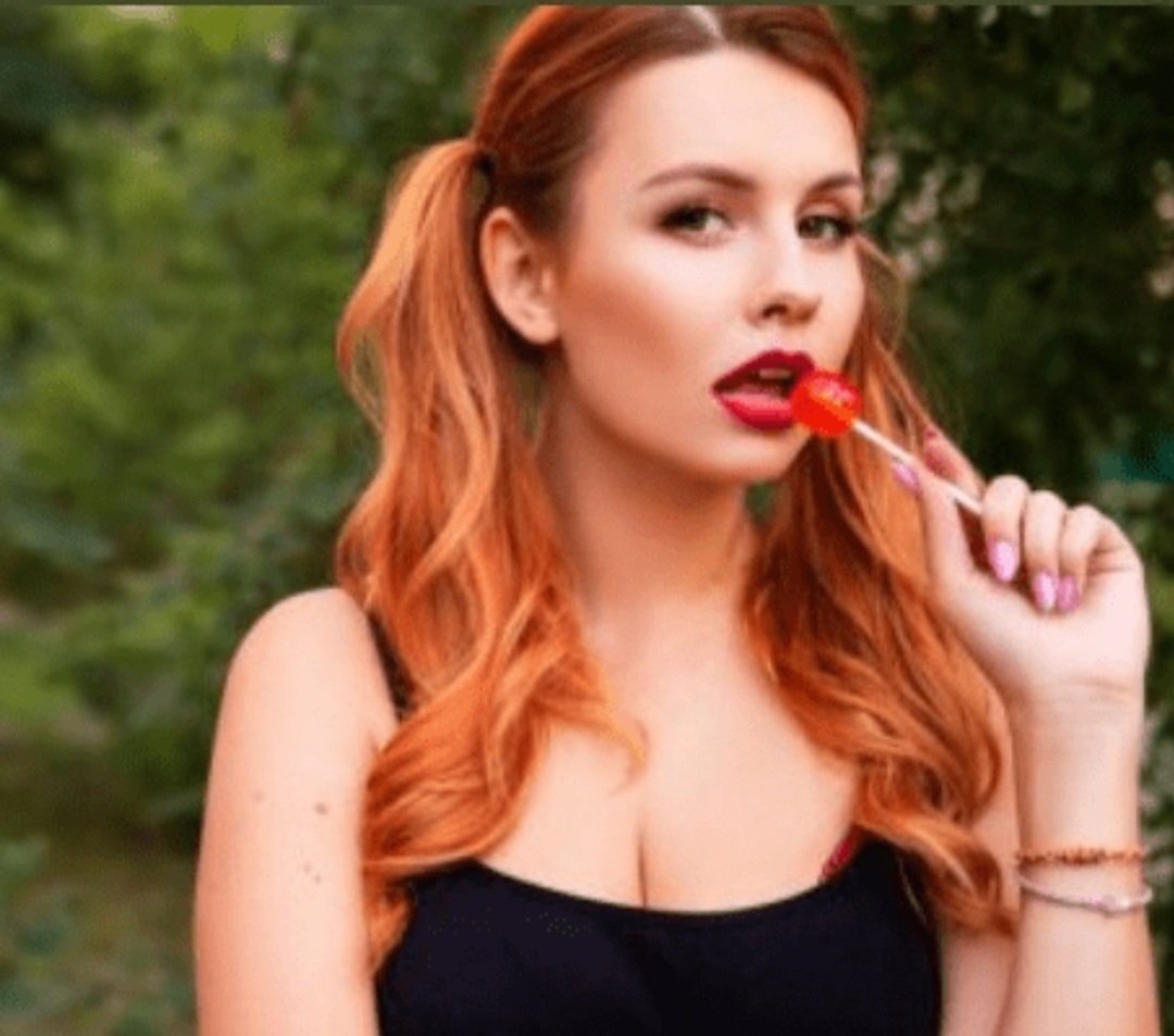 Justin_Belmont's tweet photo. It's time to vote for the babe of the week. 🍭 
https://t.co/TiOuVZyzV0

Results will be shown on The Man Cave. 🗳 

Thursday 6pm EST/ 5pm CT 
https://t.co/hqeYkBz507

#GoodstuffsPoll https://t.co/sHm8InAE6l