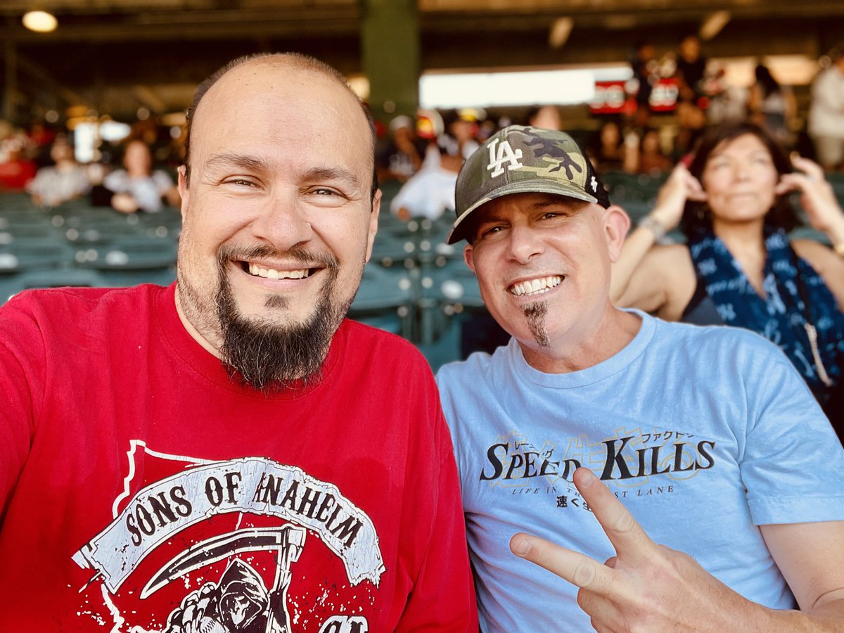 RodBarajas's tweet photo. In my happy place with my Herero-Lifemate! LETS GO HALOS!
#MLB #DayBall #LetsGoHalos https://t.co/CCEr5fjd2X