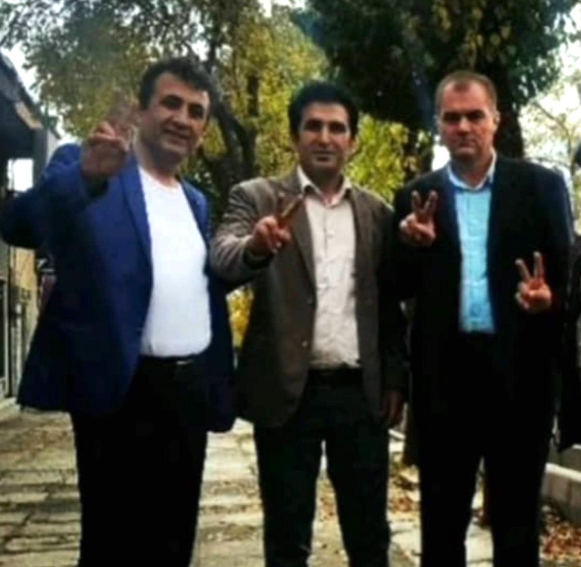 Accused of bogus national security charges, teachers’ rights activists Sooran Eskandar Lotfi, Shaban Mohammadi and Masoud Nikkhah refused to appear at the Islamic Revolutionary Court in Tehran on July 18 to protest the rigged judicial procedure. #Iran #TeachersRights