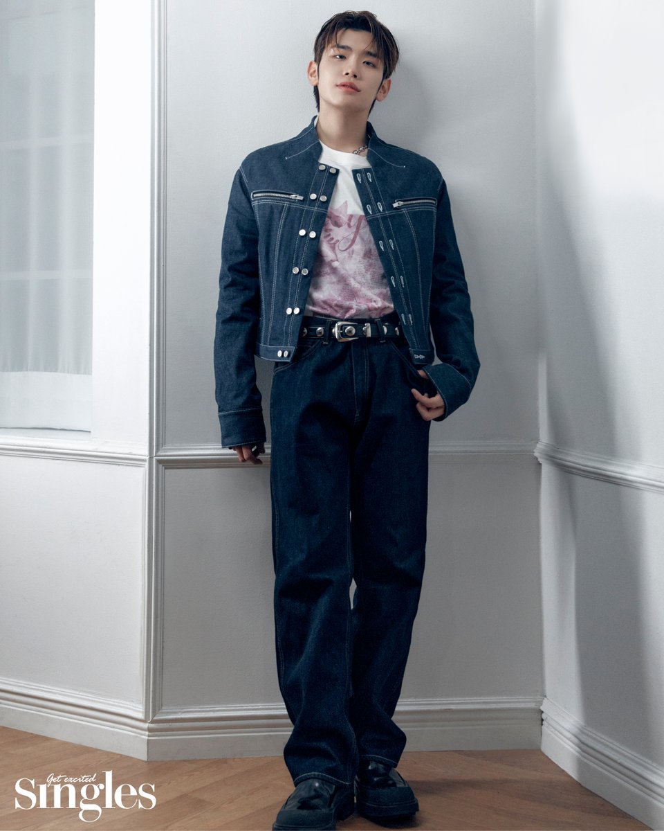 singlesmania's tweet photo. #싱글즈8월호 커버스타 #제로베이스원 과 함께한 #클린 은 8월부터 전국 올리브영 매장에서 만나볼 수 있으며, 포토카드 증정 프로모션도 진행될 예정이니 STAY TUNED! #ZEROBASEONE #ZB1 @ZB1_official 

https://t.co/p4opMqGMhQ https://t.co/BWudIfudjx