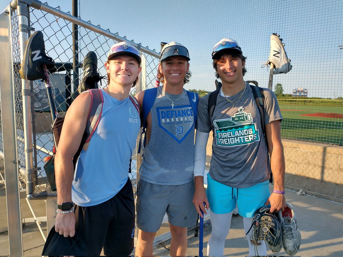 3 former <a href="/DefianceBBall/">Defiance Baseball</a> teammates back in the same uniform together for a solid night! <a href="/backbaybaseball/">Back Bay Prospect League</a>